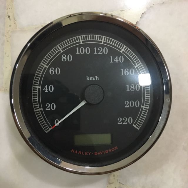 Original Fatboy speedometer, Motorcycles, Motorcycle Accessories on