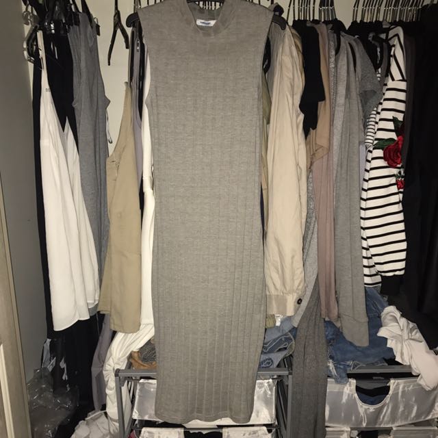 Valley Girl Tight Dress Women s Fashion Clothes on Carousell