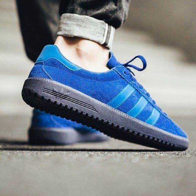 recurso Vegetación extinción Adidas Bermuda Blue, Men's Fashion, Footwear, Dress shoes on Carousell