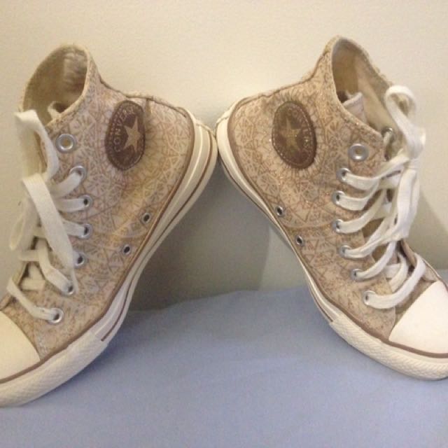high top converse nude