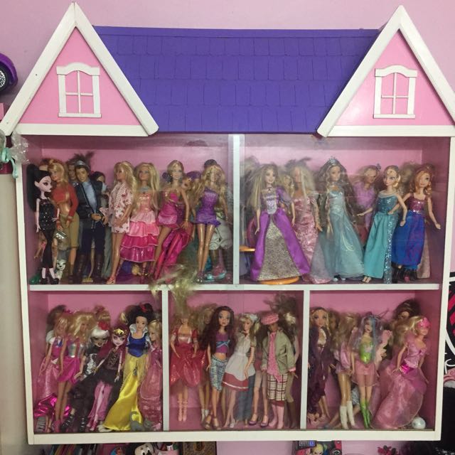 Barbie Dolls Display Cabinet With Sliding Glass Door Toys Games