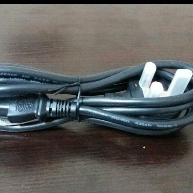 Computer Power Cable （分類：桌上電腦）位於 Hong Kong。 由 mazerunnerhk 提交（商品編號 113809583，圖片 1）。簡介： 。