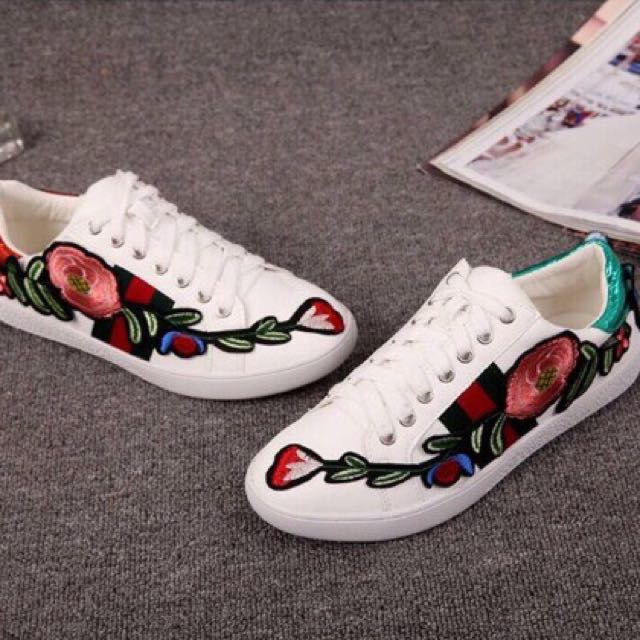 gucci garden sneakers