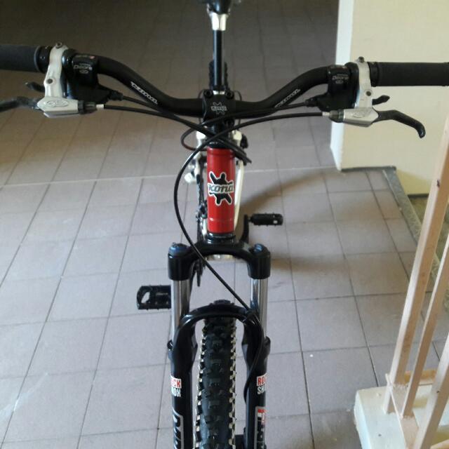kona kikapu nine