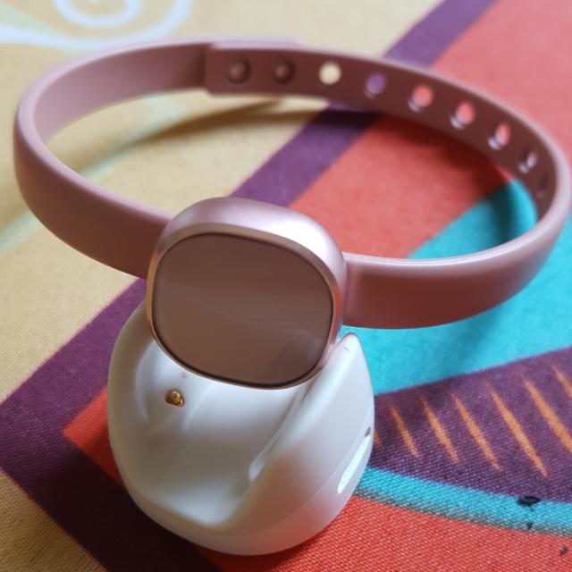 Samsung charm rose quartz hotsell