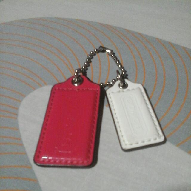 coach bag tag