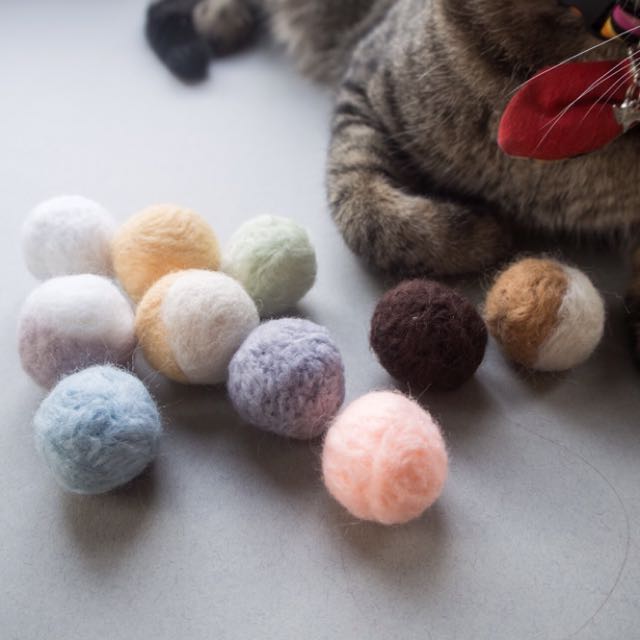 felt cat balls