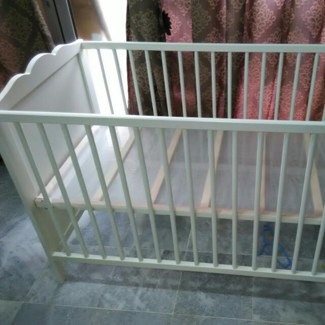 ikea baby cot (HENSVIK) with free ikea mattress+cot bumper, Babies