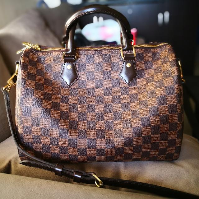 Louis Vuitton Speedy Bandouliere 30, Women's Fashion, Bags & Wallets,  Purses & Pouches on Carousell