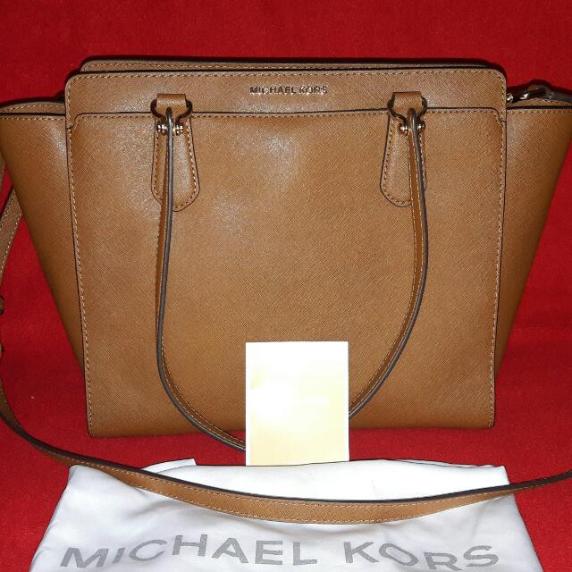 Michael kors dee dee tote deals
