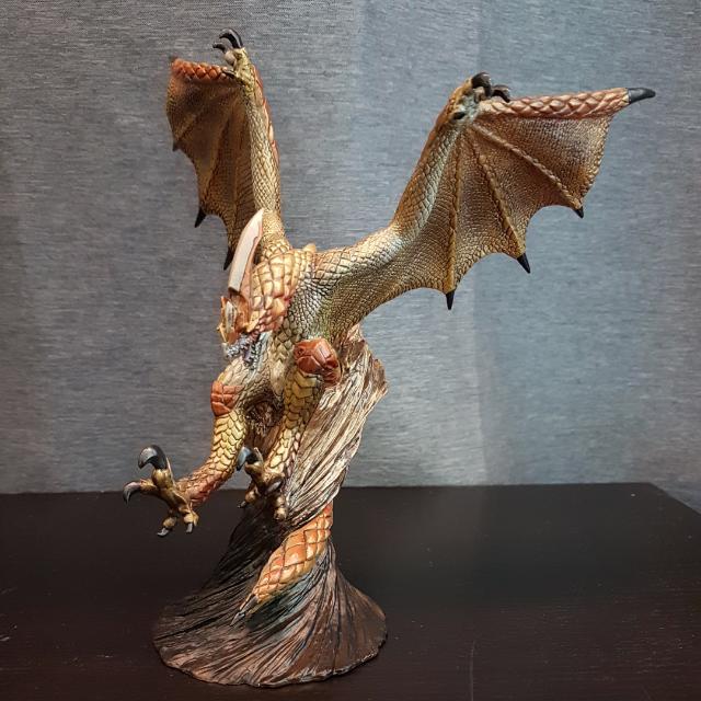 monster hunter statues