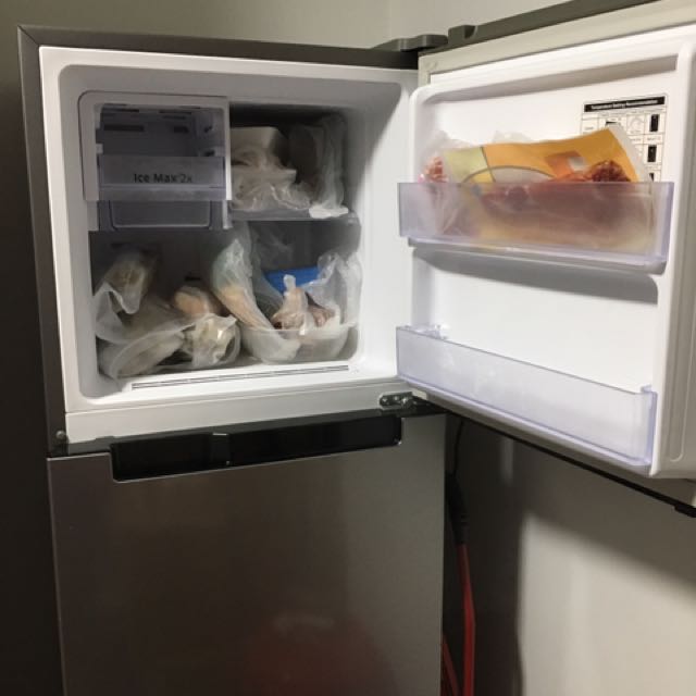 Samsung RT25FARAD 2 Door Refrigerator 255L (Metal Graphite), TV & Home