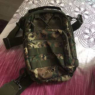 army sling/backpack