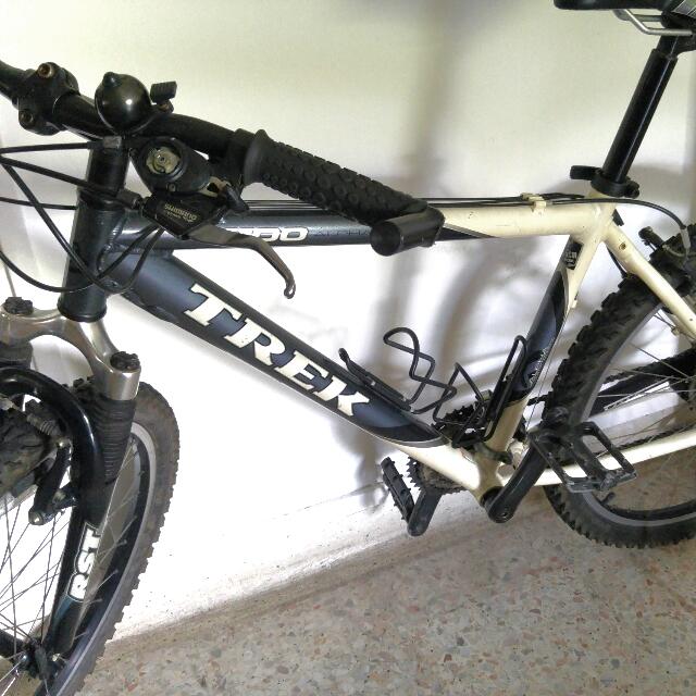 trek 4100 mountain bike