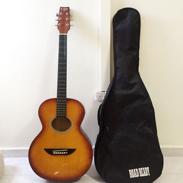 Acoustic Guitar Preloved, Music & Media, Music Instruments on Carousell