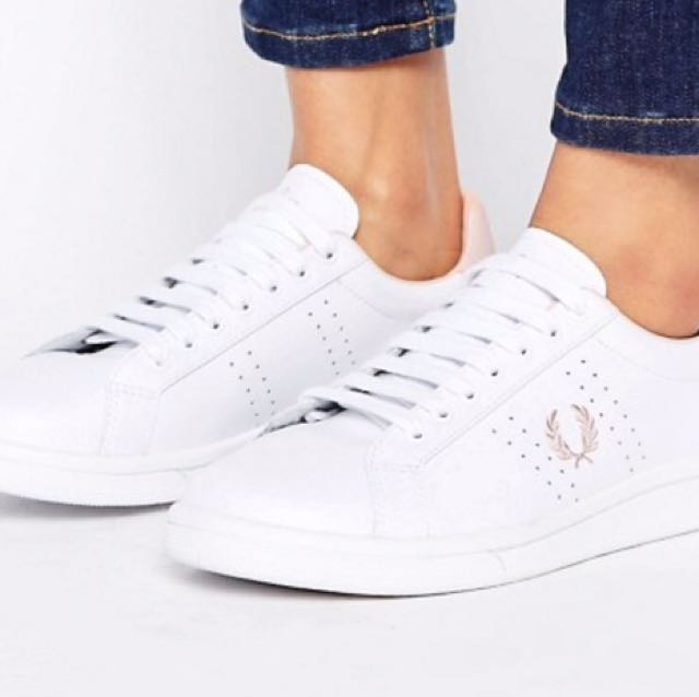 FRED PERRY White \u0026 Baby Pink Trainers 