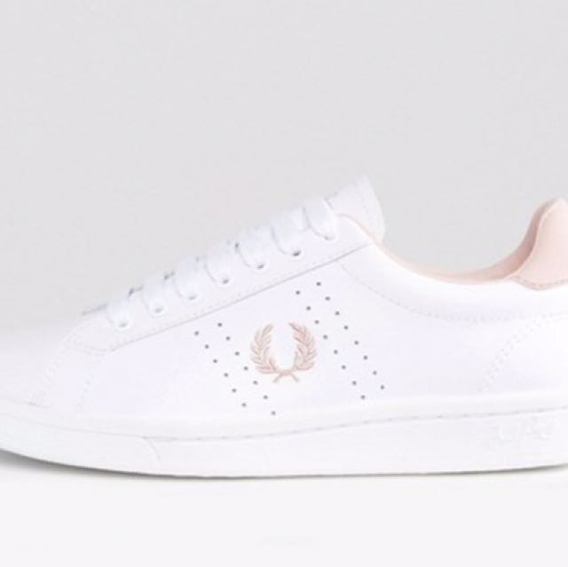 Fred perry on sale pink trainers