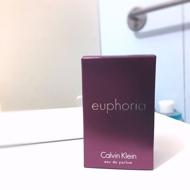 purple calvin klein perfume
