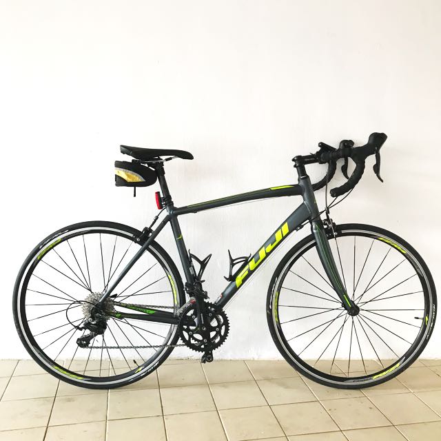 Fuji Sportif 2 1 16 Sports Equipment Bicycles Parts Bicycles On Carousell