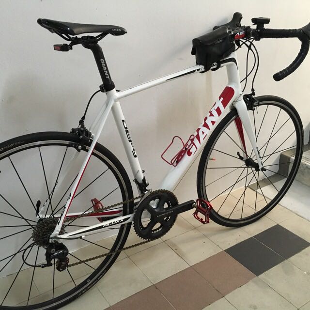 giant defy 3 bike