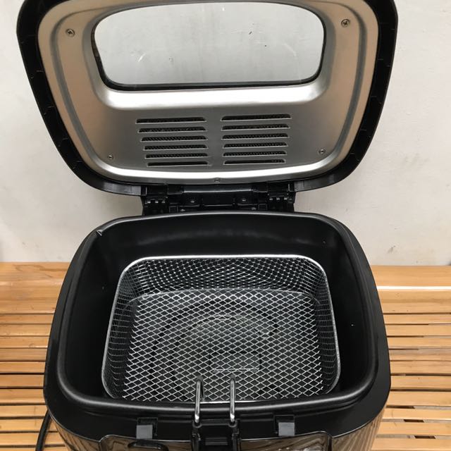 JML Deep Fryer, TV & Home Appliances, Kitchen Appliances, Fryers on Carousell
