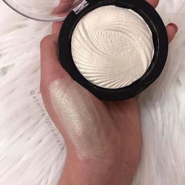 Makeup Revolution Vivid Baked Highlighter Health Beauty Makeup