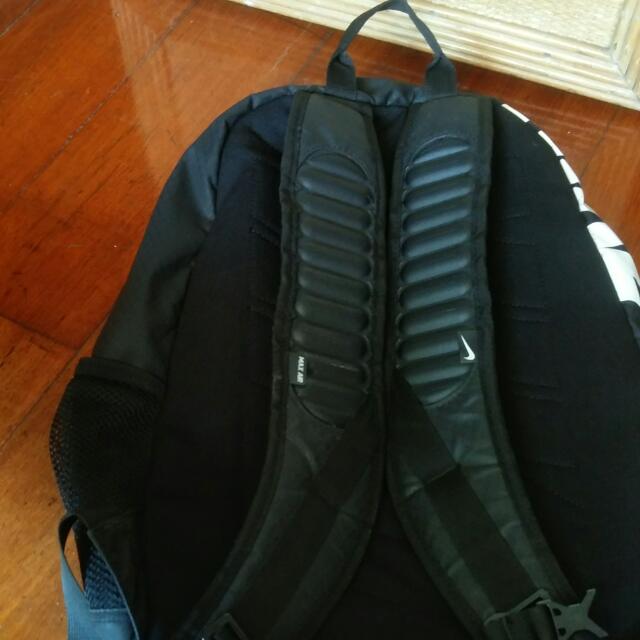 Nike max air store team training large backpack