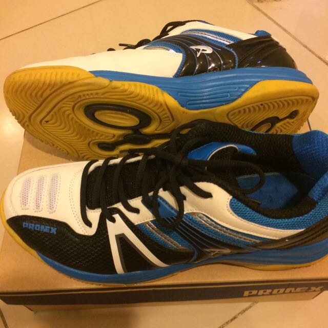Pronex store badminton shoes