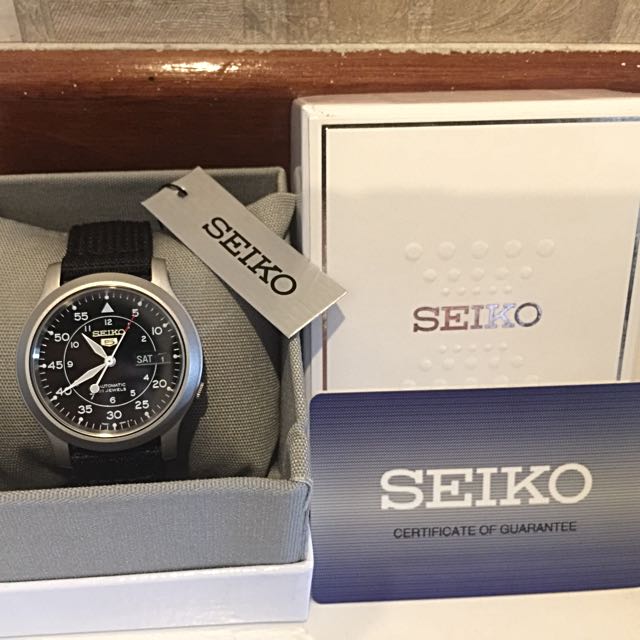 SEIKO Men's Military Seiko 5 Automatic Black Nylon Strap Watch SNK809K  SNK809 SNK809K2 With Warranty, Men's Fashion, Watches & Accessories,  Watches on Carousell