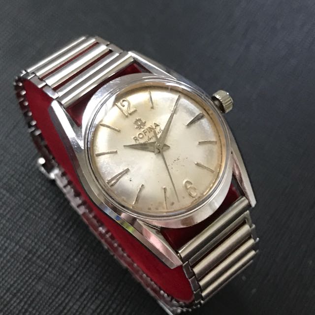 Landmaster watch clearance
