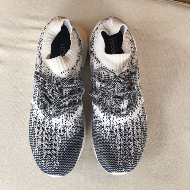 Ultra boost 2025 zebra uncaged