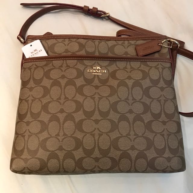 Coach Sling Bag, Women&#39;s Fashion, Bags & Wallets on Carousell