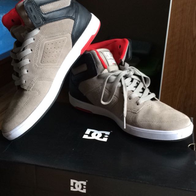 Sepatu Dc Nyjah High Original Fesyen Pria Sepatu Di Carousell