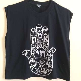 Tribal Hand Tank