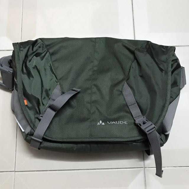 vaude sling bag