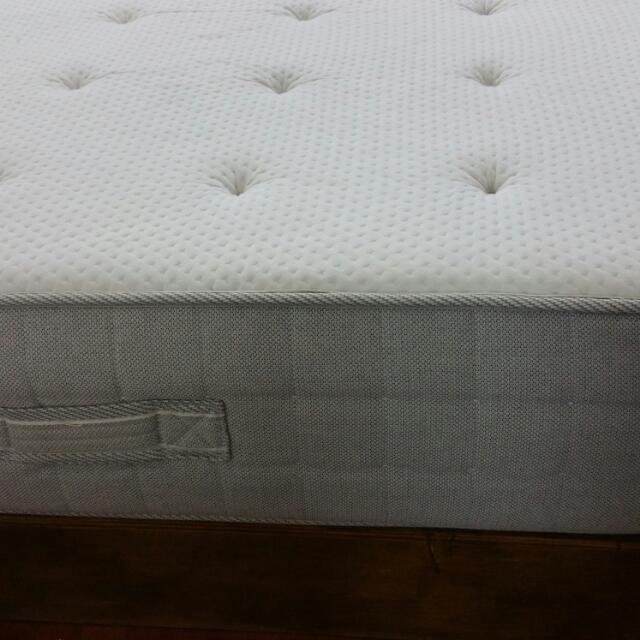 Ikea Hesseng King Size Pocket Sprung Mattress With Latex Firm