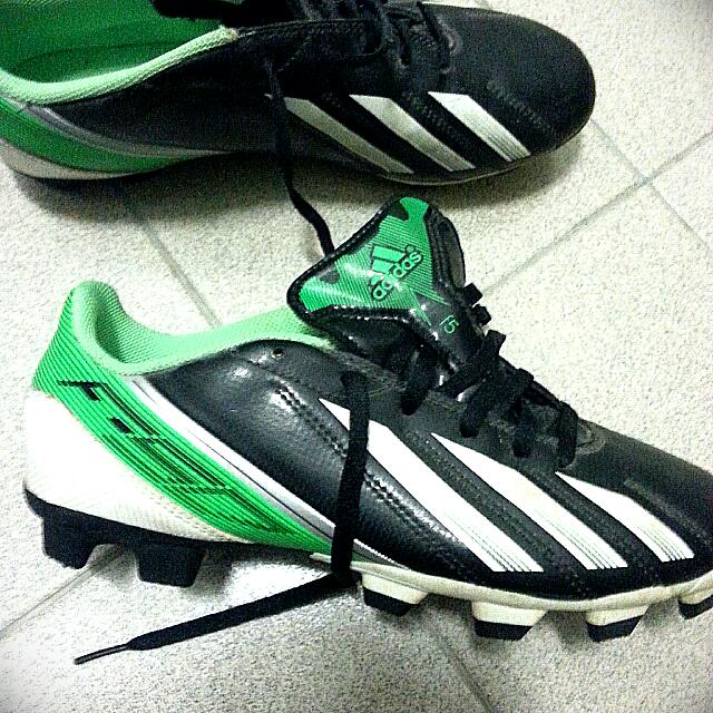 Kasut bola deals adidas f50