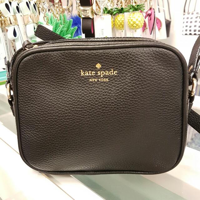 Kate Spade black camera bag, Women's Fashion, Bags & Wallets, Cross-body  Bags on Carousell