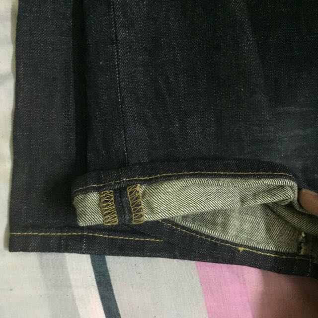 Levis 501 Pre-shrunk, Men's Fashion, Bottoms, Jeans on Carousell