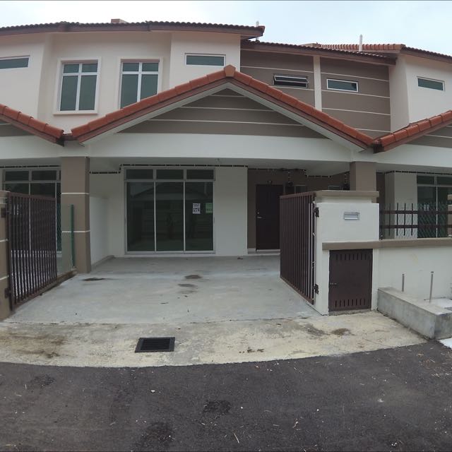 Rumah Teres 2 Tingkat, Property, For Sale on Carousell