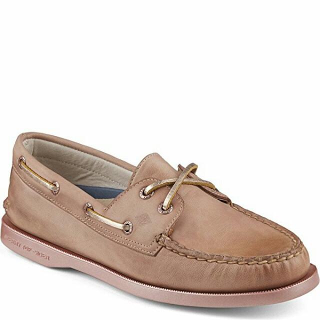 sperry rose gold boat shoes