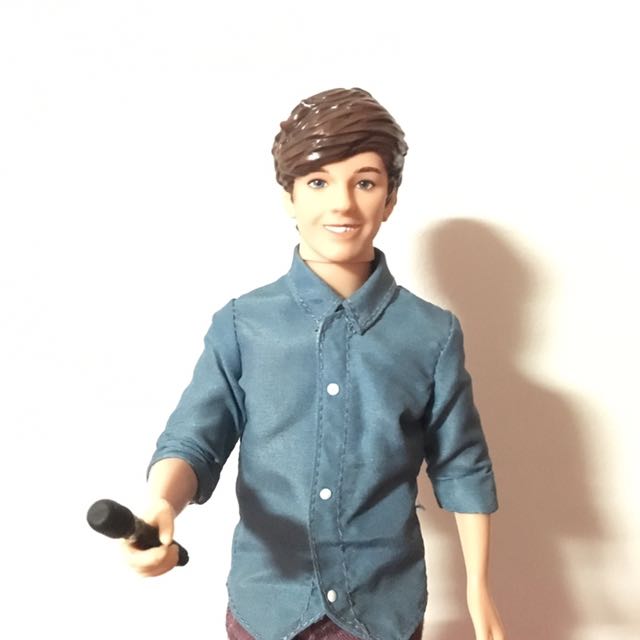 One direction Singing Louis Tomlinson Doll