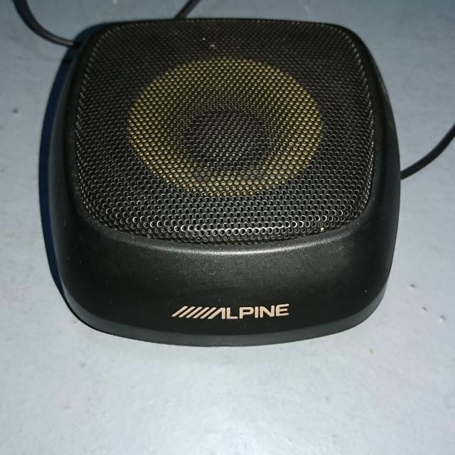 alpine centre speaker