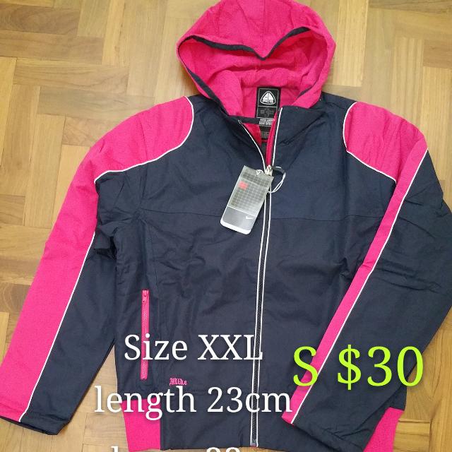 nike 2017 windbreaker jacket