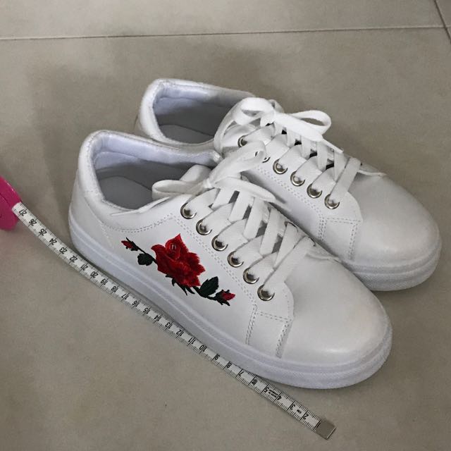 Brand New White Shoes With Embroidery Red Roses