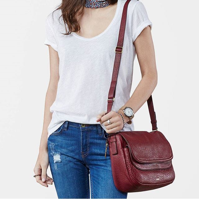 Fossil peyton sales double flap small