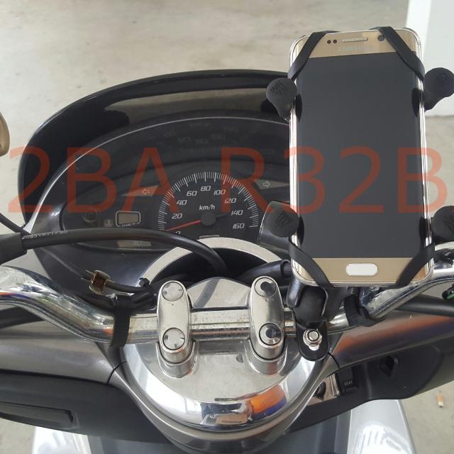 HONDA PCX 150 (MWUPP XGRIP HANDPHONE HOLDER HANDLEBAR MOUNT