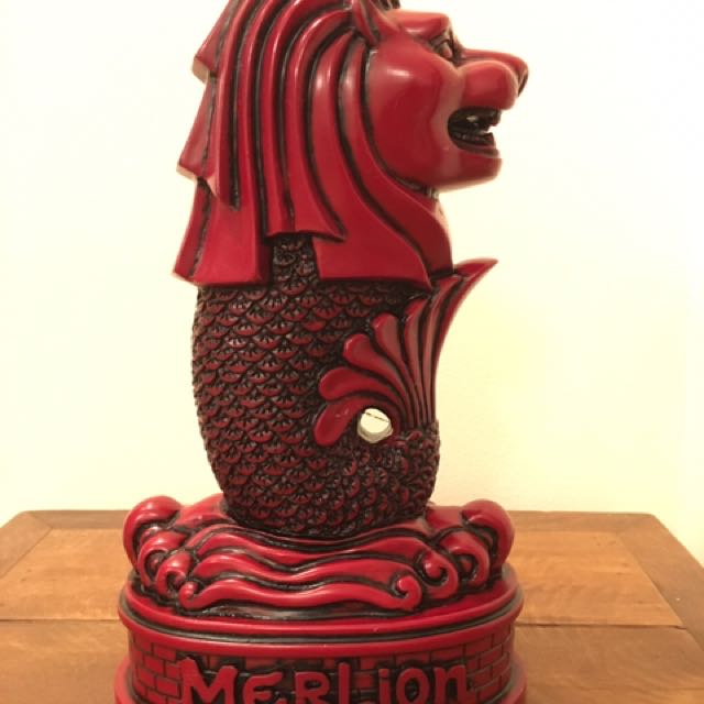 Merlion figurine, Babies & Kids, Baby Nursery & Kids Furniture, Nursery Lighting & Decor on