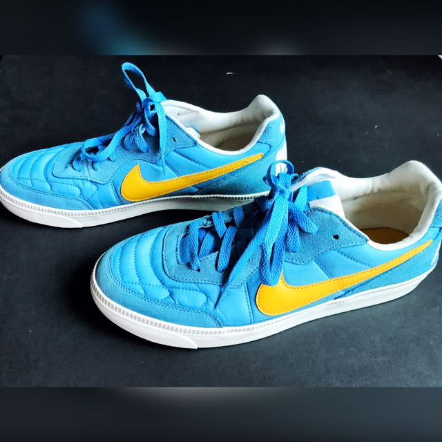 nike tiempo casual shoes