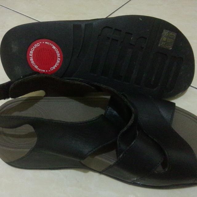 Wobble board best sale sandals